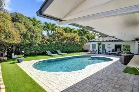 2051 NE 59th Court Fort Lauderdale FL 33308