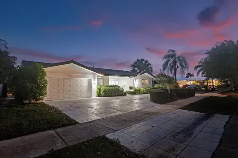 2051 NE 59th Court Fort Lauderdale FL 33308