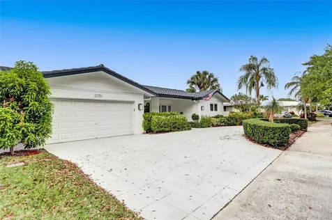 2051 NE 59th Court Fort Lauderdale FL 33308
