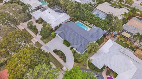 2051 NE 59th Court Fort Lauderdale FL 33308