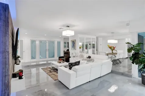 2051 NE 59th Court Fort Lauderdale FL 33308
