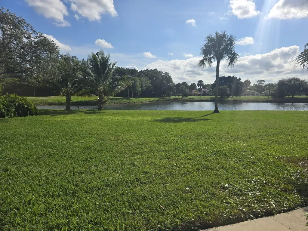 3310 N Pinewalk Drive N Margate FL 33063