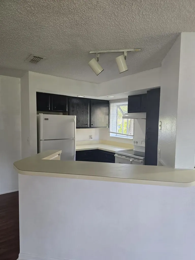 3310 N Pinewalk Drive N Margate FL 33063