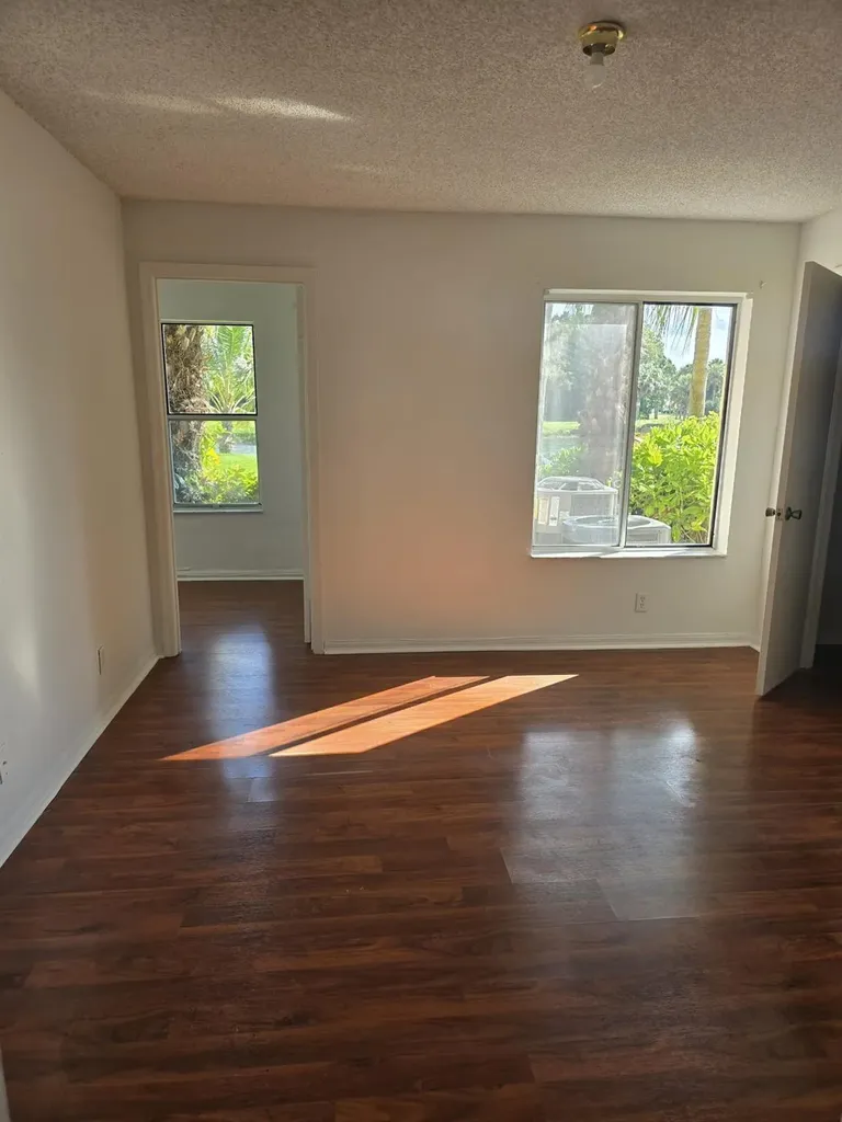 3310 N Pinewalk Drive N Margate FL 33063