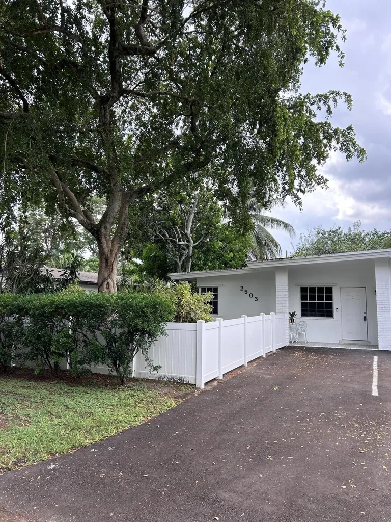 2503 NW 5th Avenue Wilton Manors FL 33311