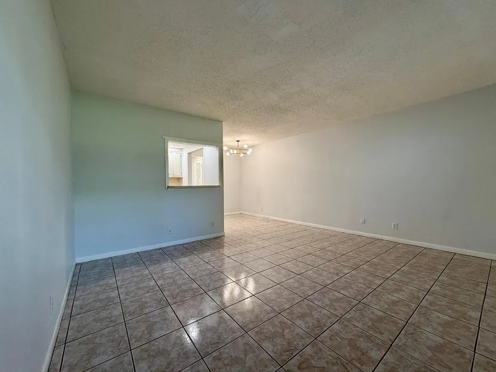54 Salisbury C West Palm Beach FL 33417