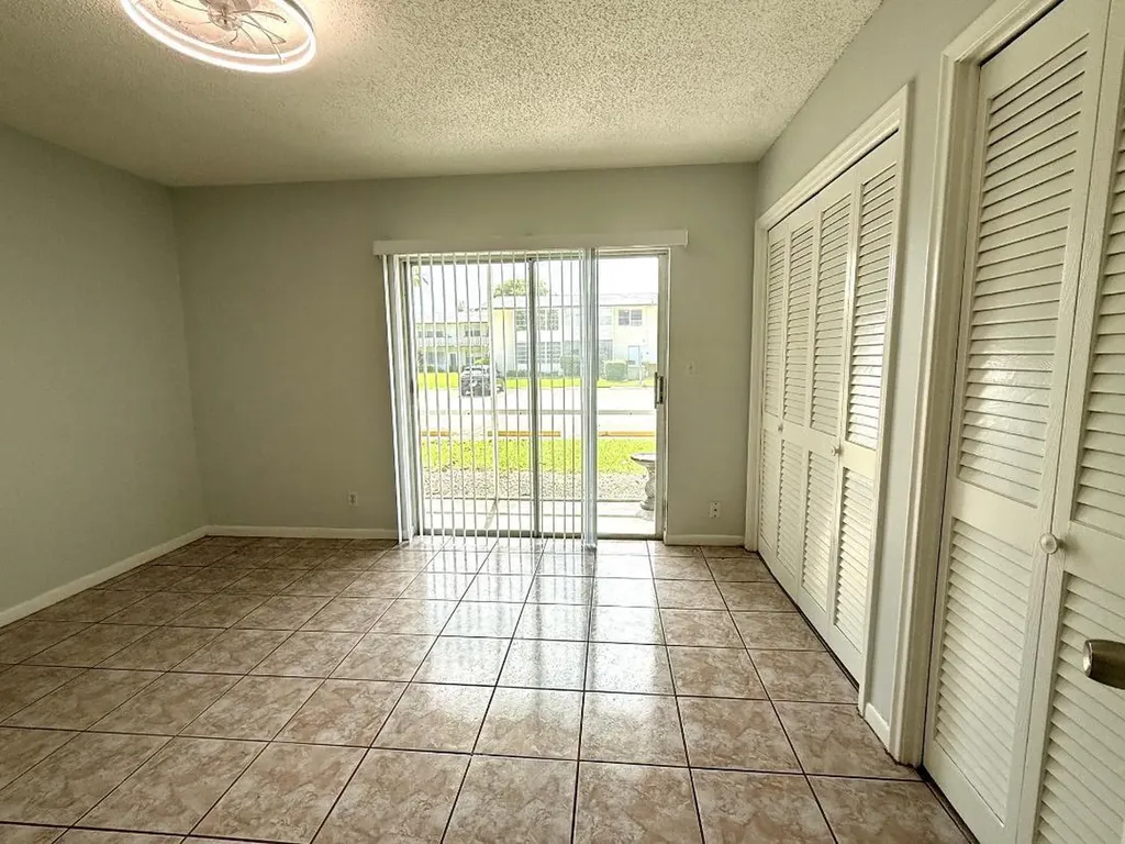 54 Salisbury C West Palm Beach FL 33417