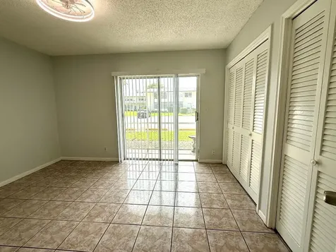 54 Salisbury C West Palm Beach FL 33417