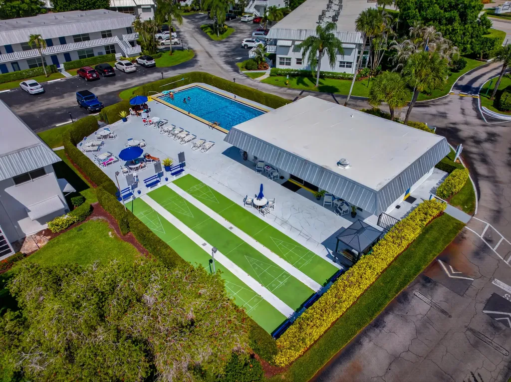 2929 SE Ocean Boulevard Stuart FL 34996