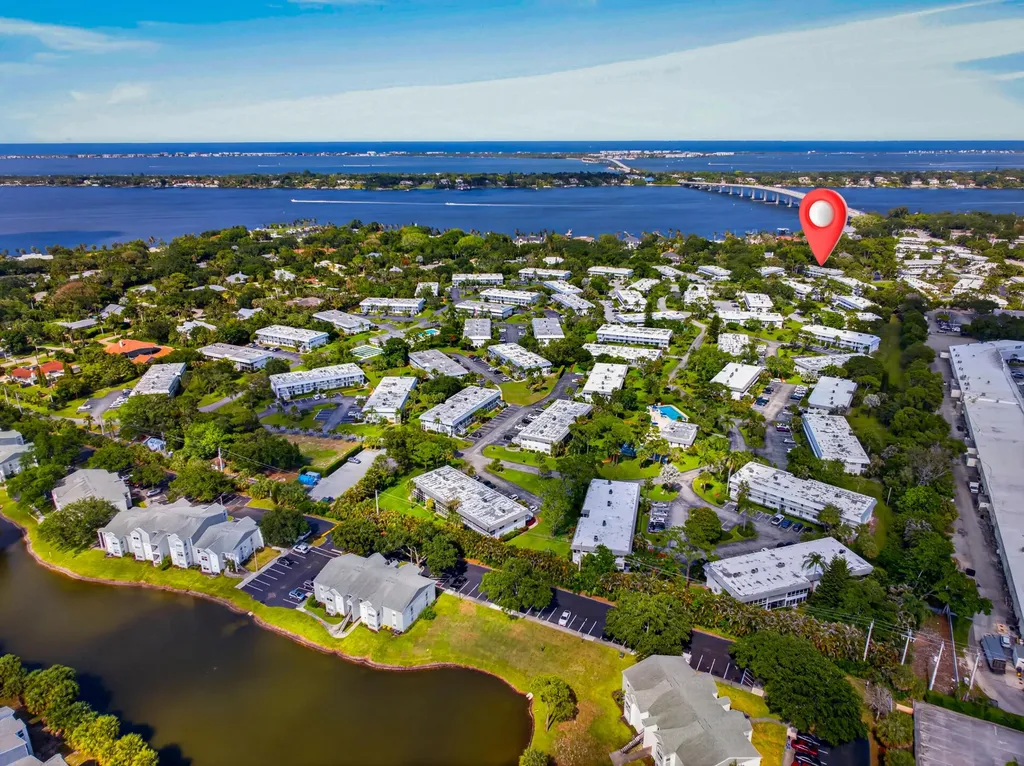 2929 SE Ocean Boulevard Stuart FL 34996