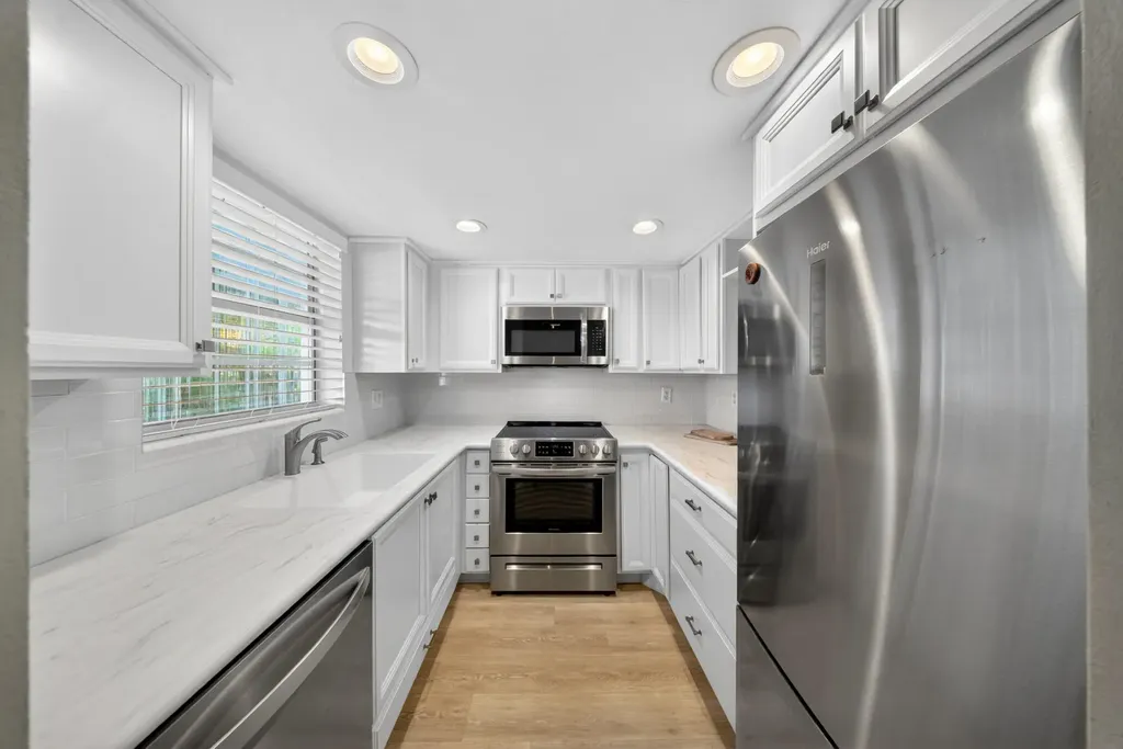 2929 SE Ocean Boulevard Stuart FL 34996