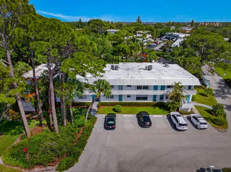 2929 SE Ocean Boulevard Stuart FL 34996