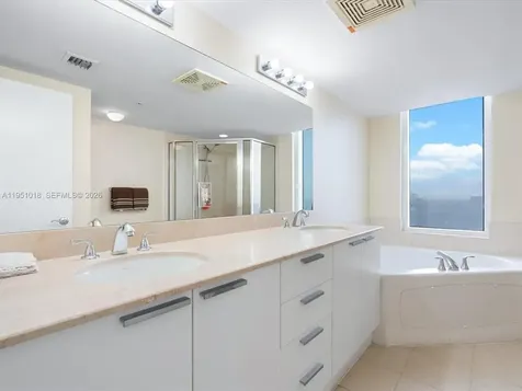 16699 Collins Avenue Sunny Isles Beach FL 33160