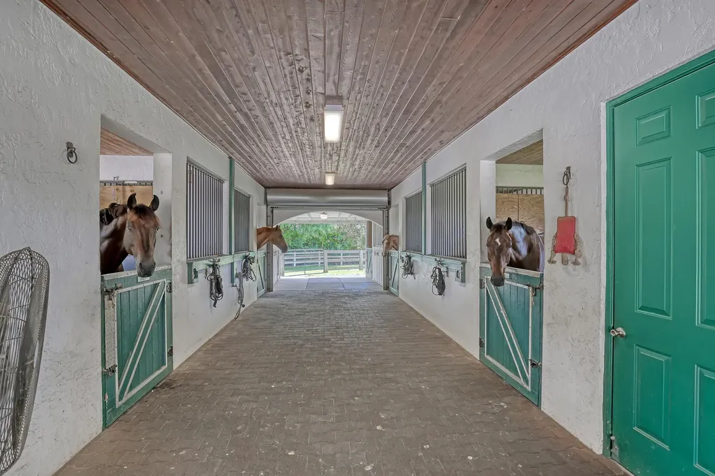 15560 S 46th Lane Lane S Wellington FL 33414
