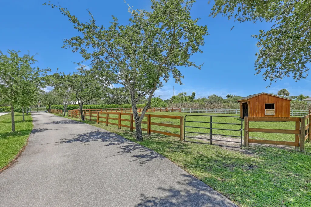 15560 S 46th Lane Lane S Wellington FL 33414