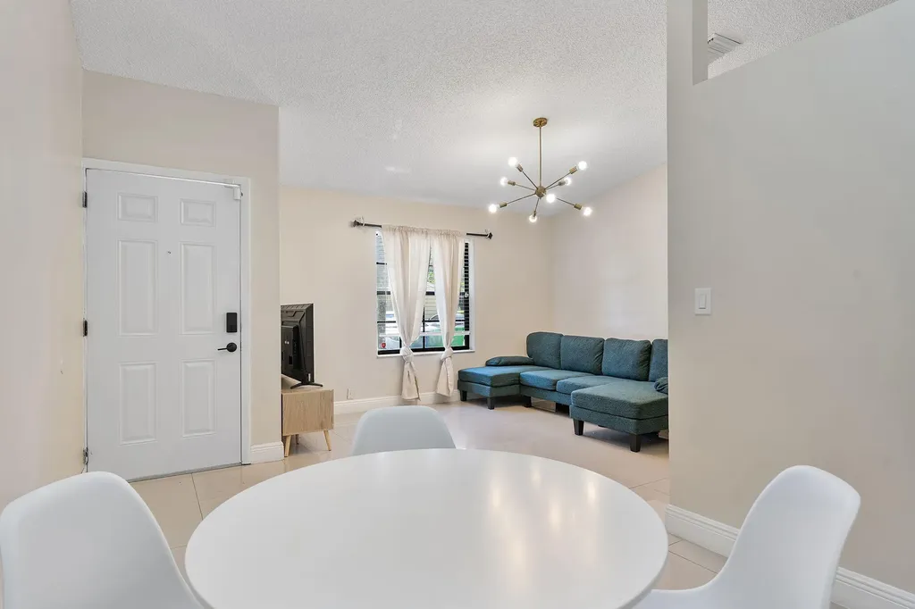 3648 NW 83rd Lane Sunrise FL 33351
