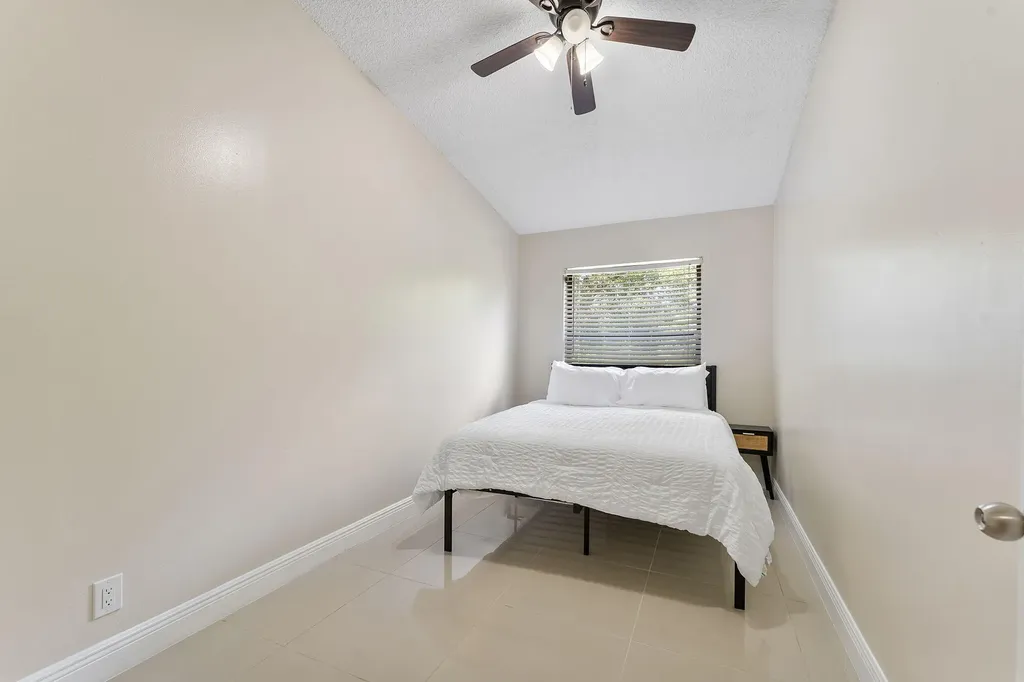 3648 NW 83rd Lane Sunrise FL 33351