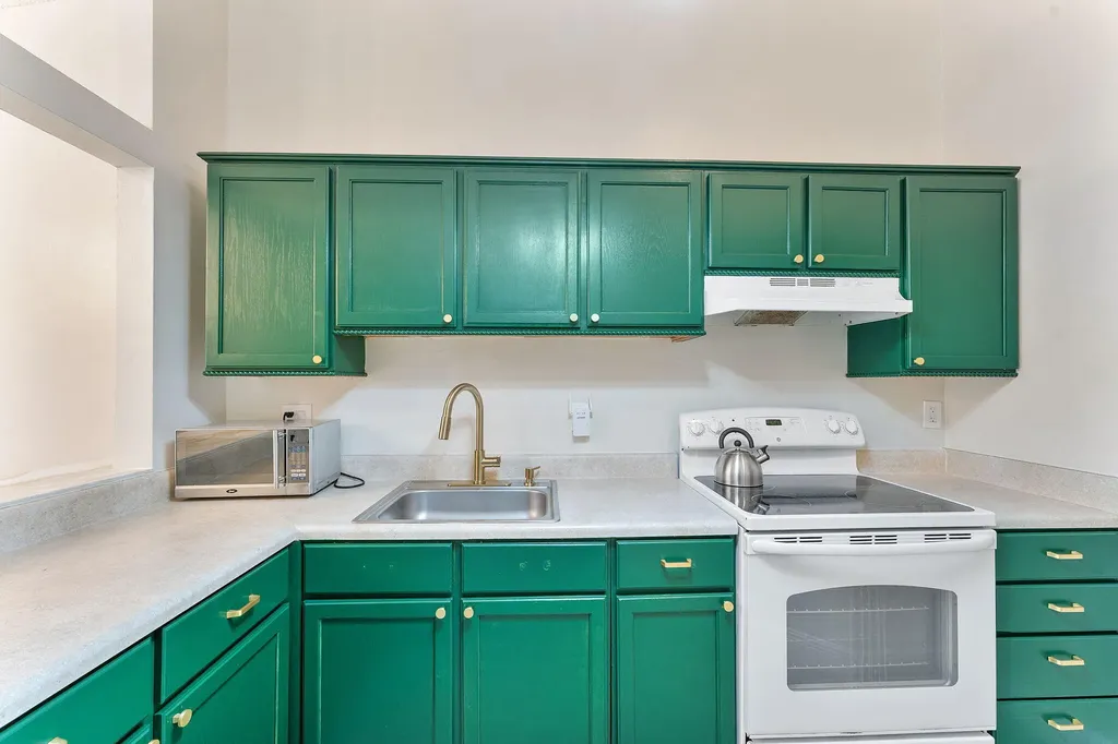 3648 NW 83rd Lane Sunrise FL 33351
