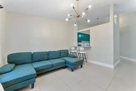 3648 NW 83rd Lane Sunrise FL 33351