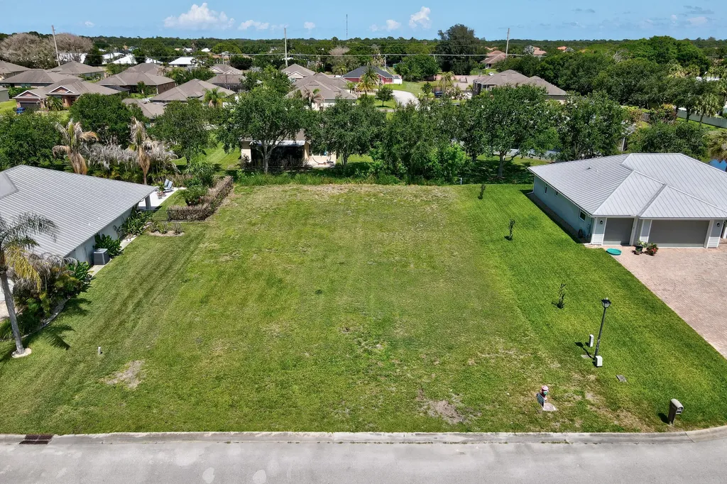 6370 Tropical Way Vero Beach FL 32967