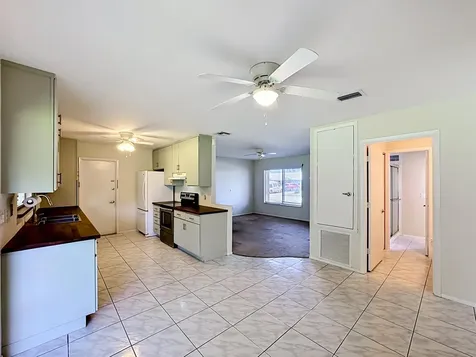 1719 SE Lullaby Terrace Port St Lucie FL 34952