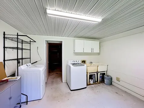 1719 SE Lullaby Terrace Port St Lucie FL 34952