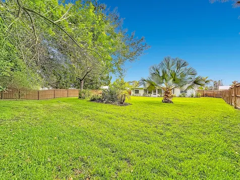 1719 SE Lullaby Terrace Port St Lucie FL 34952