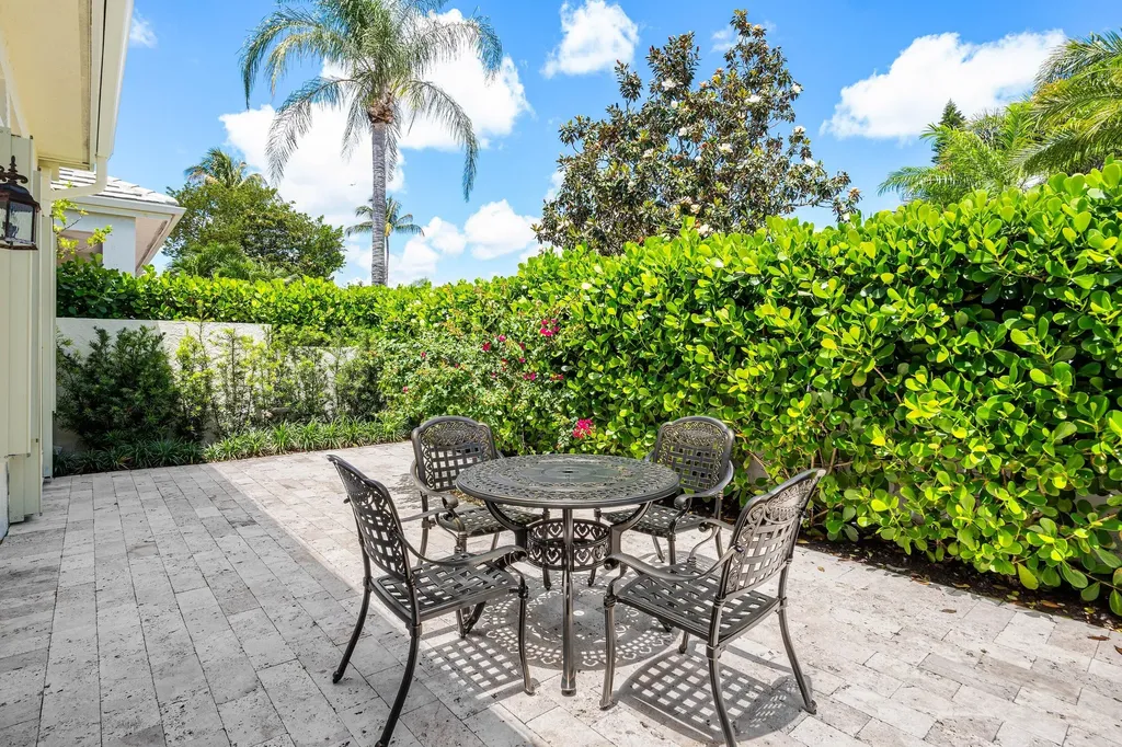 116 Coral Cay Drive Palm Beach Gardens FL 33418