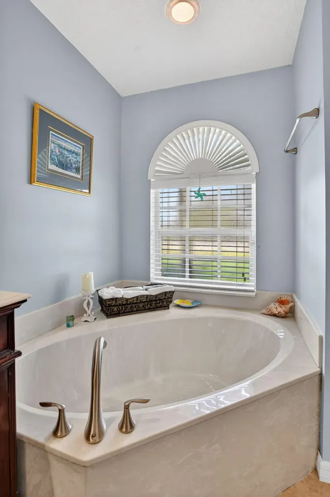 12838 72nd Court N The Acreage FL 33412