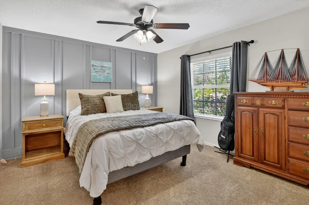 12838 72nd Court N The Acreage FL 33412