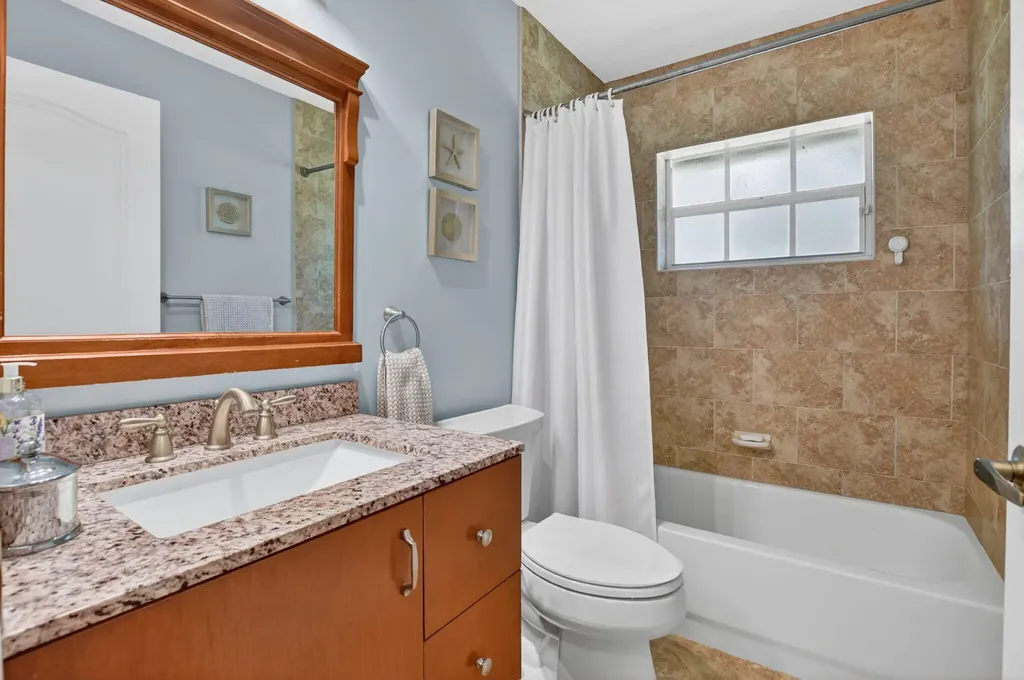 12838 72nd Court N The Acreage FL 33412