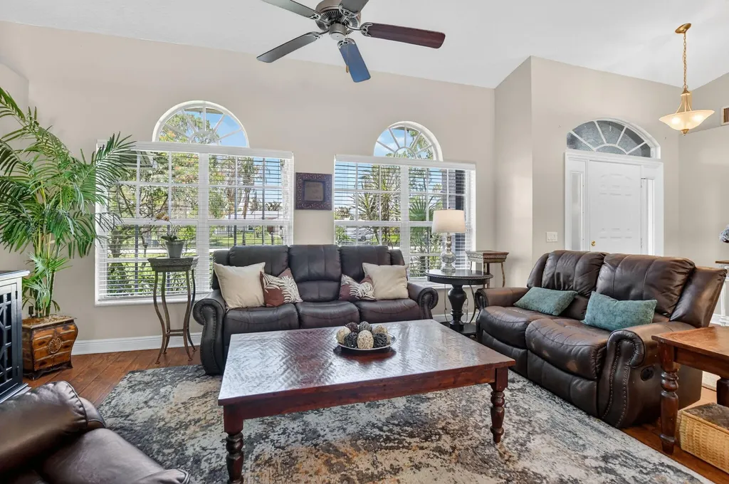 12838 72nd Court N The Acreage FL 33412