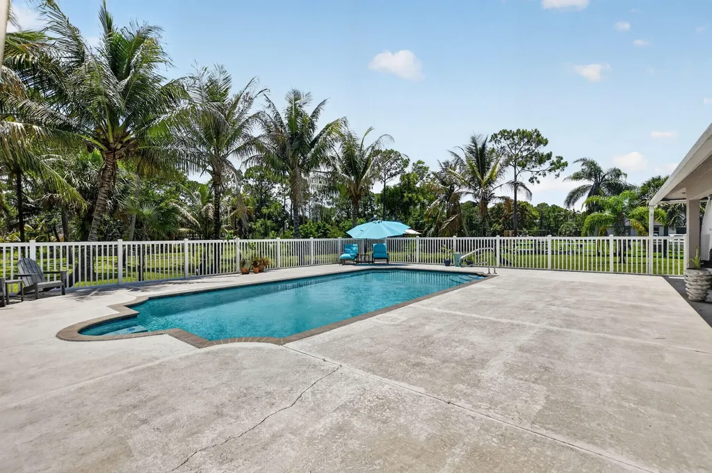 12838 72nd Court N The Acreage FL 33412