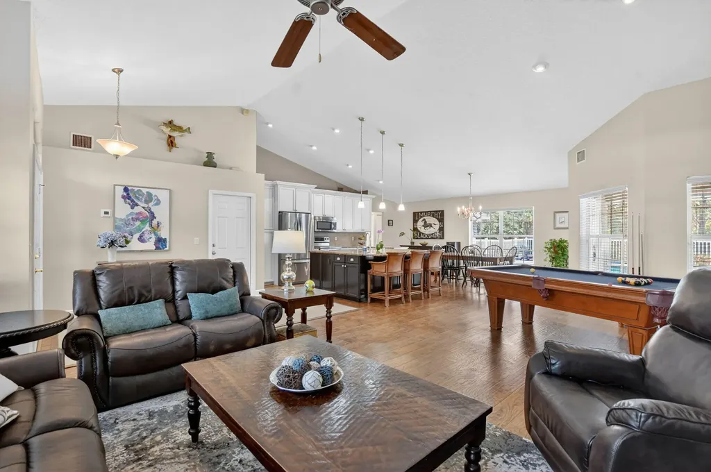 12838 72nd Court N The Acreage FL 33412