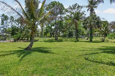 12838 72nd Court N The Acreage FL 33412