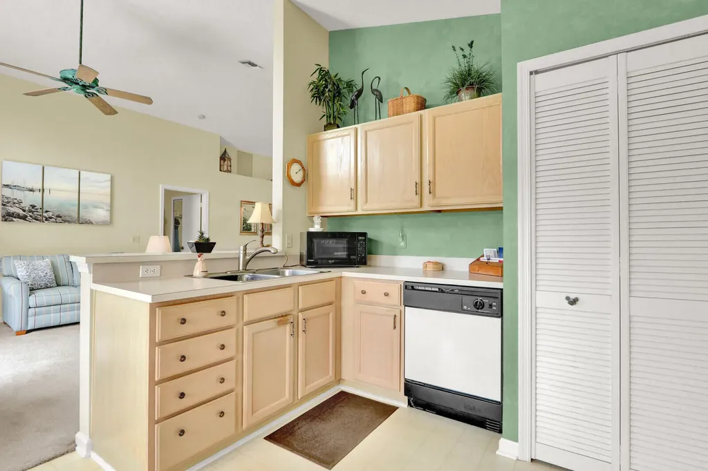4243 Tazewell Court West Palm Beach FL 33409