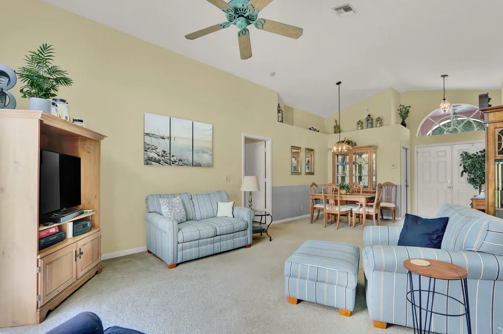 4243 Tazewell Court West Palm Beach FL 33409