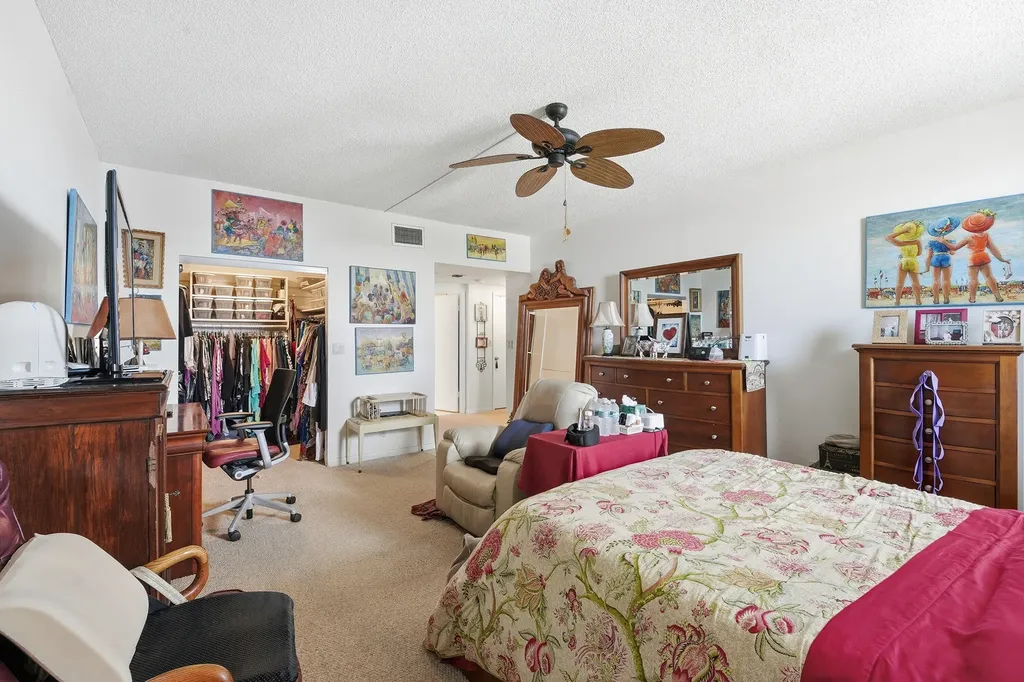 3800 Hillcrest Drive Hollywood FL 33021