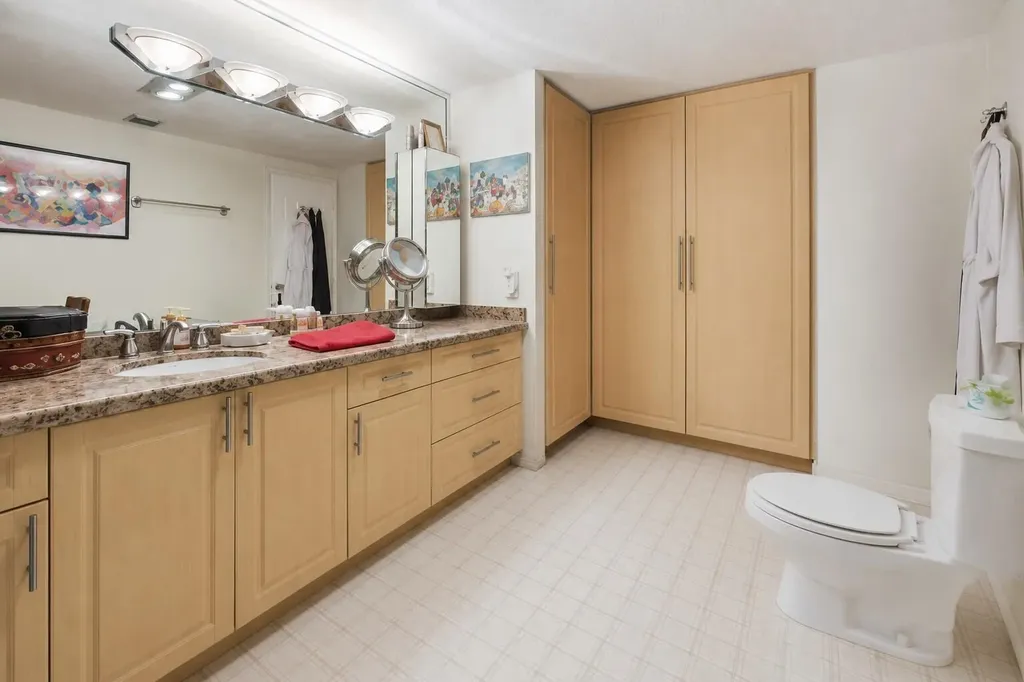 3800 Hillcrest Drive Hollywood FL 33021