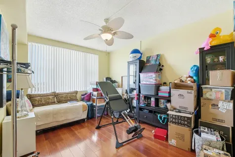 3800 Hillcrest Drive Hollywood FL 33021