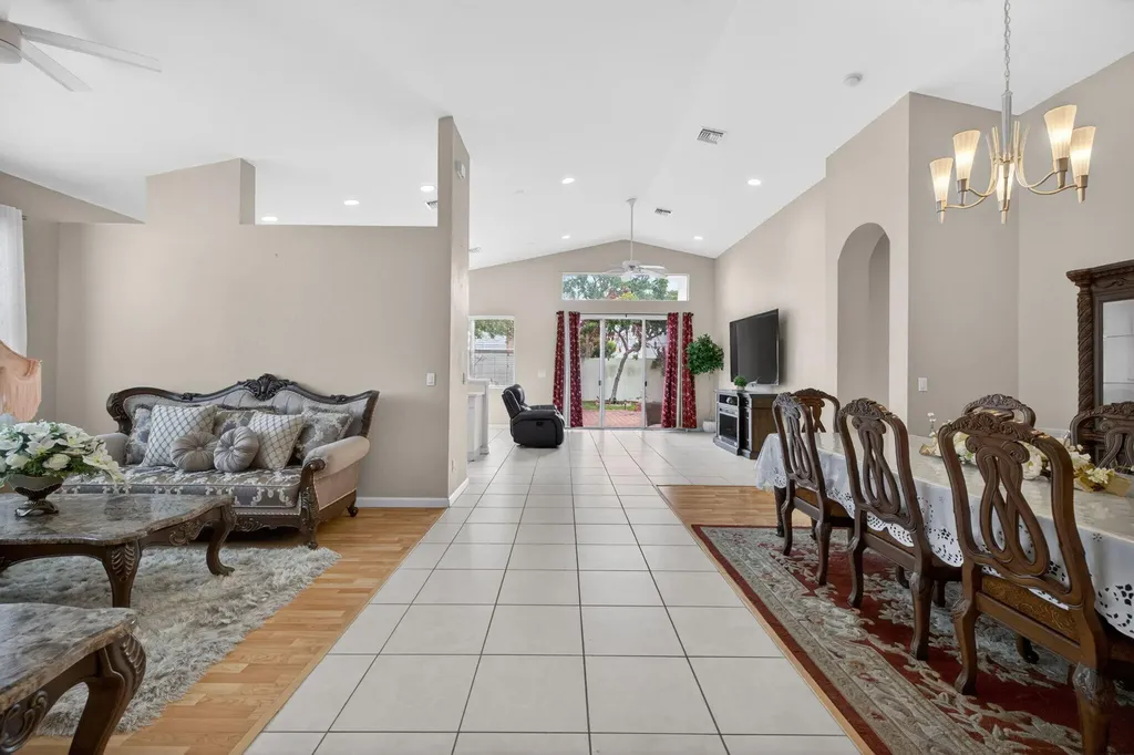 1708 SW Jamesport Drive Port St Lucie FL 34953