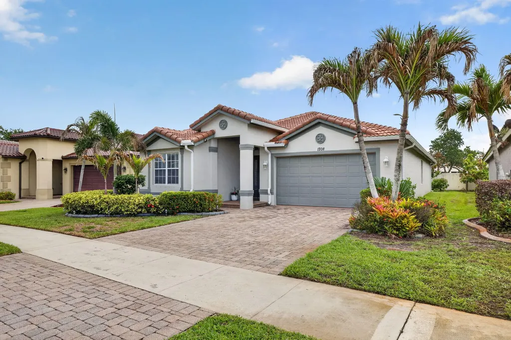 1708 SW Jamesport Drive Port St Lucie FL 34953