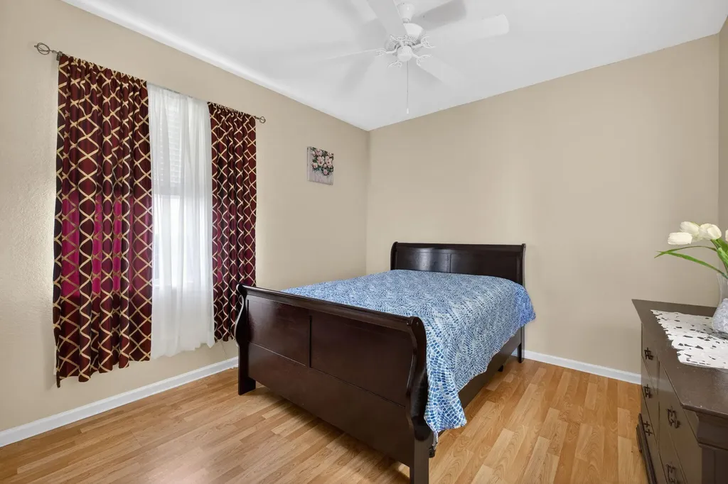1708 SW Jamesport Drive Port St Lucie FL 34953