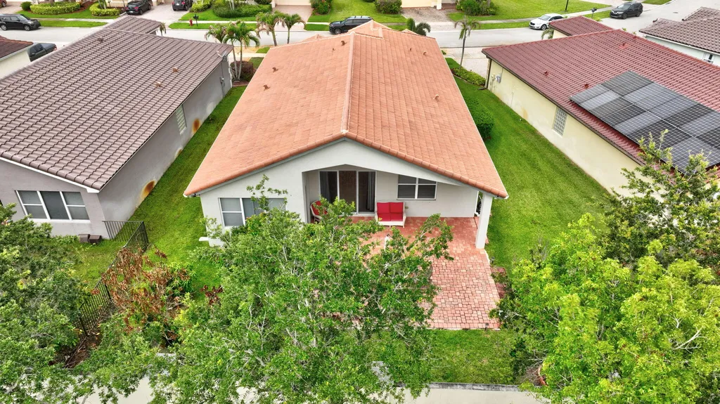 1708 SW Jamesport Drive Port St Lucie FL 34953