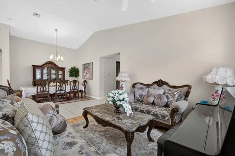 1708 SW Jamesport Drive Port St Lucie FL 34953