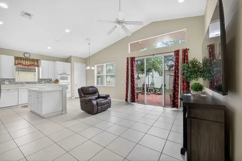 1708 SW Jamesport Drive Port St Lucie FL 34953