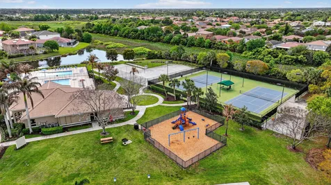 1708 SW Jamesport Drive Port St Lucie FL 34953