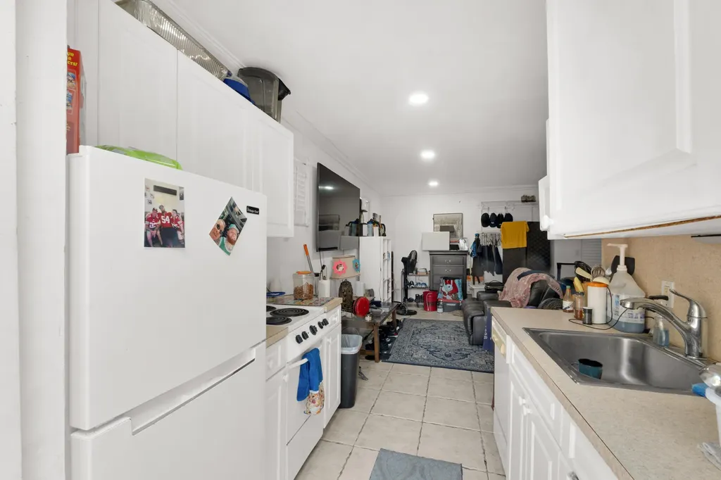 413 SW 11th Street Fort Lauderdale FL 33315