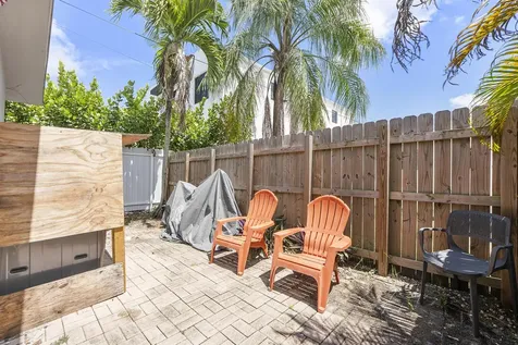 413 SW 11th Street Fort Lauderdale FL 33315