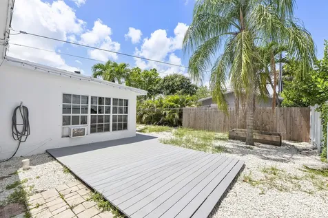 413 SW 11th Street Fort Lauderdale FL 33315